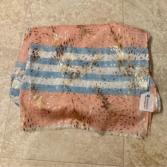 NWT Howard’s Women’s Oversized Blue Pink Striped Gold Accent Rectangle Scarf - Picture 3 of 6
